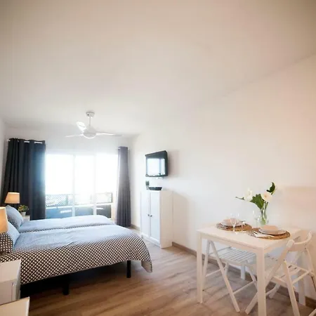 アパート Puerto Cruz Downtown Studio: Seaside & Relax *